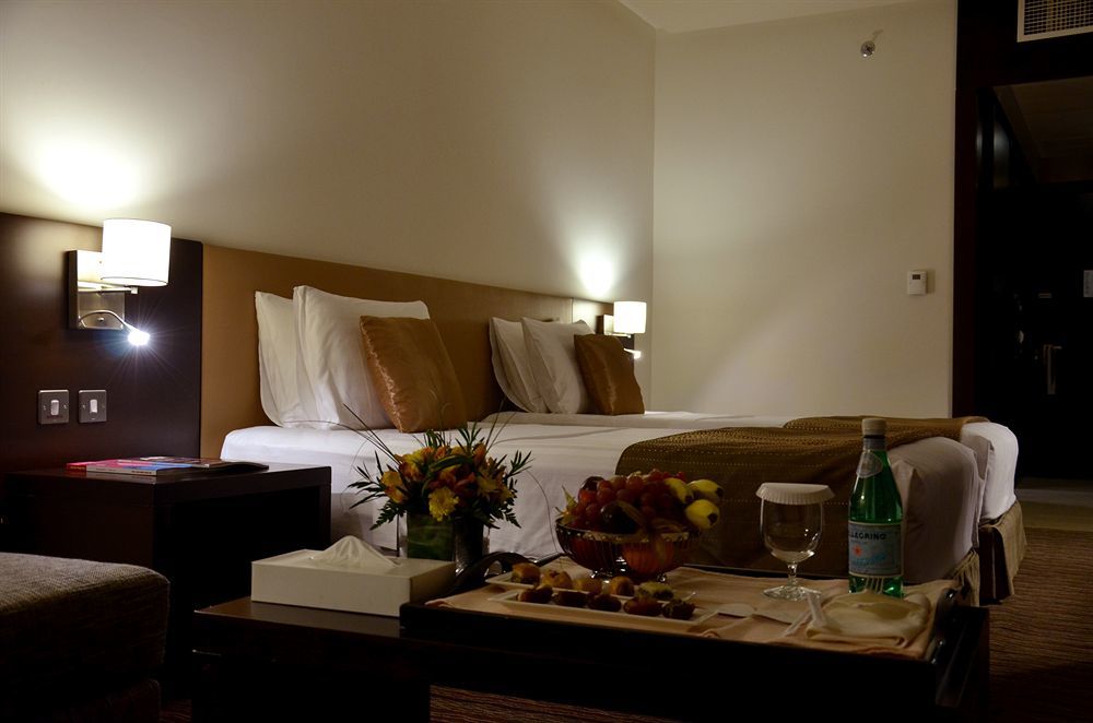 Safir Hotel 4*